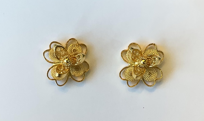 Lotus Gold Stud Earrings Filigree